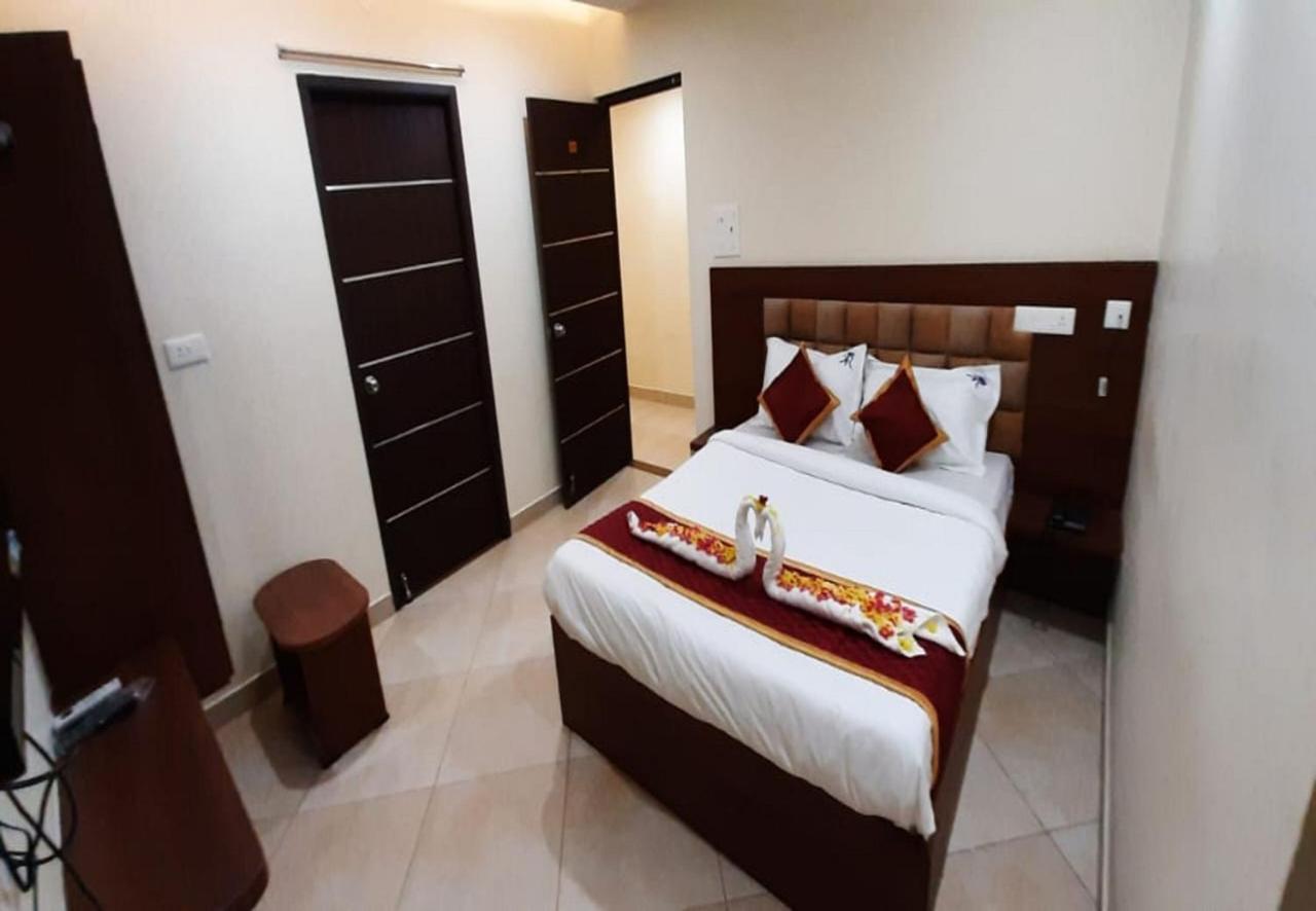 Kalki Residency Hotel Пондичери Екстериор снимка