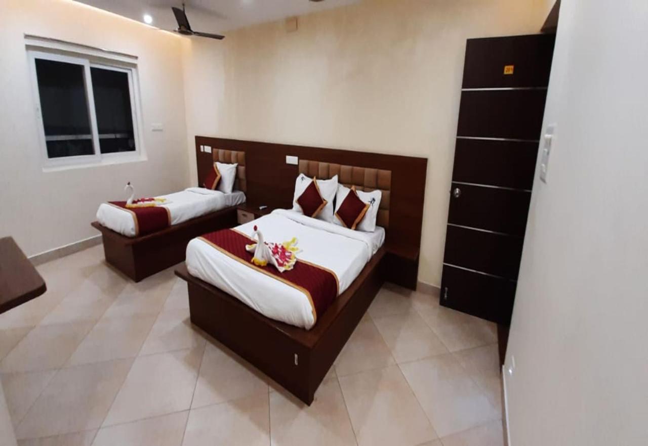Kalki Residency Hotel Пондичери Екстериор снимка